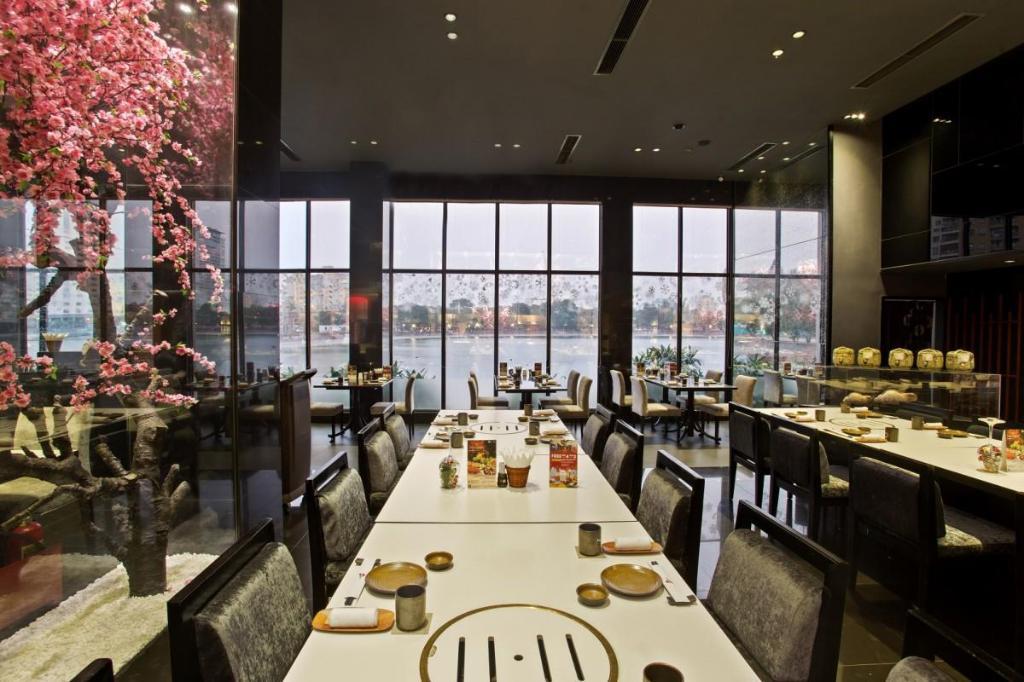 Lake Side Hotel Ханой Екстериор снимка