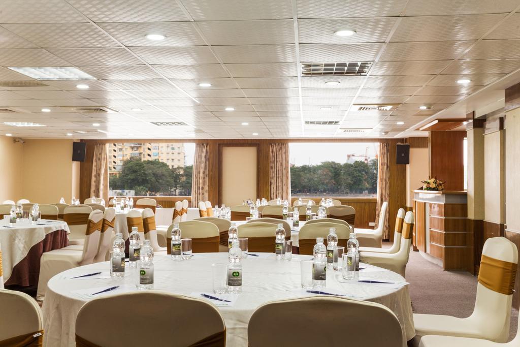 Lake Side Hotel Ханой Екстериор снимка